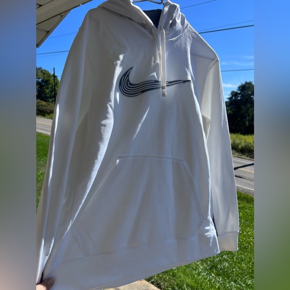 Men's Nike White Therma-FIT Graphic Training Hoodie – M - Picture 1 of 4
